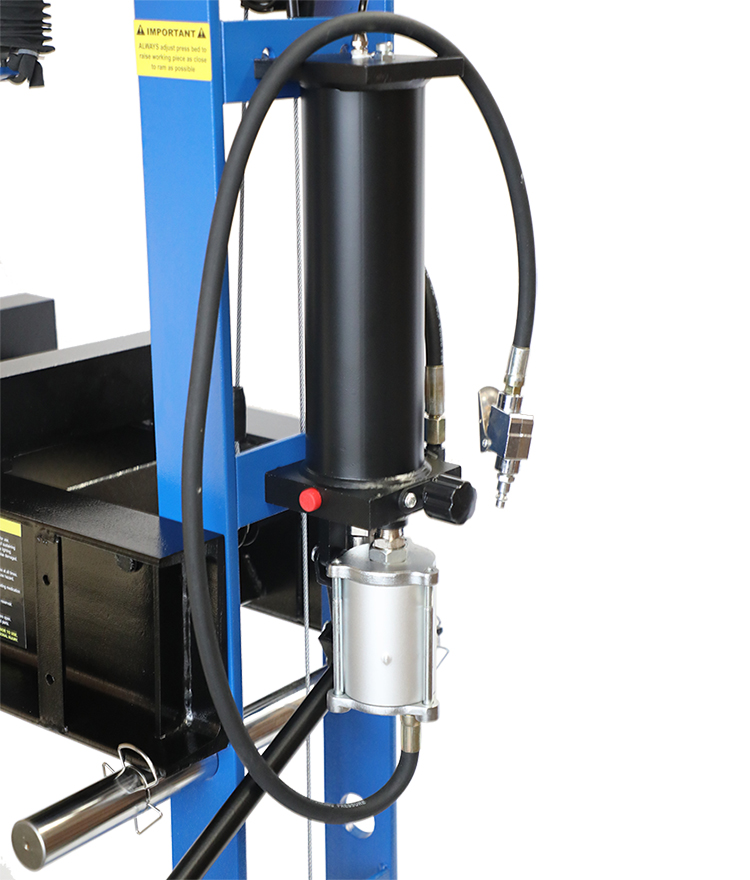 Air/Hydraulic Press 50,000kg